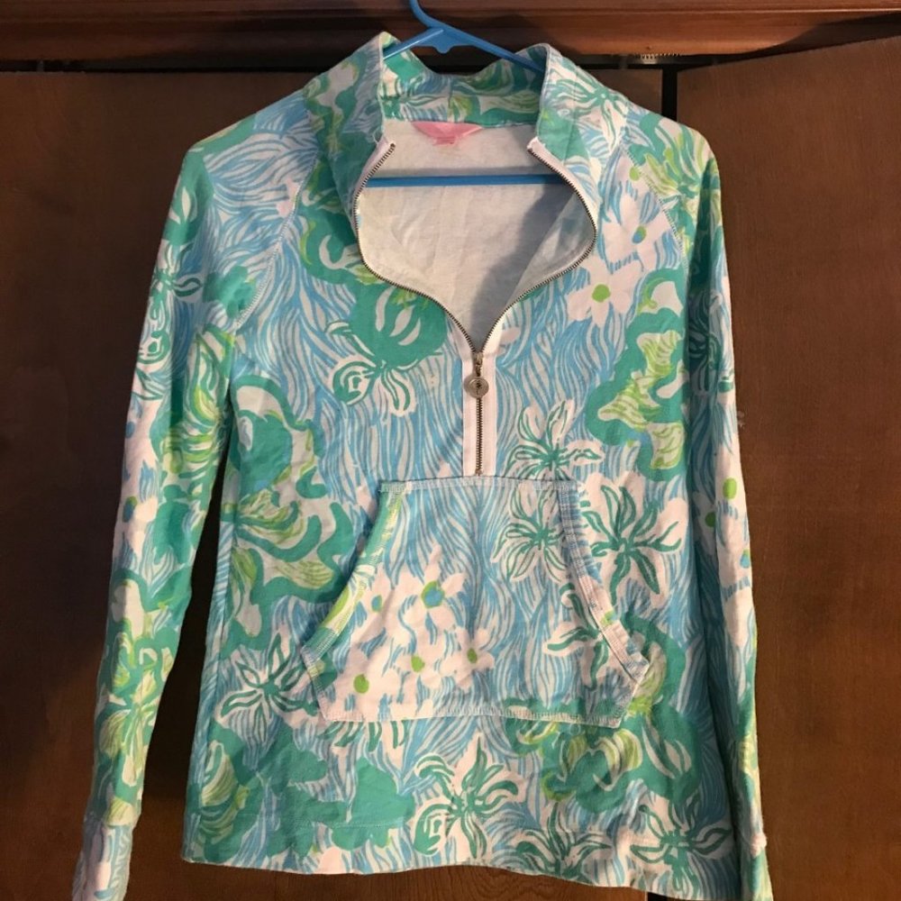 Lilly Pulitzer half-zip long-sleeved shirt with front pocket